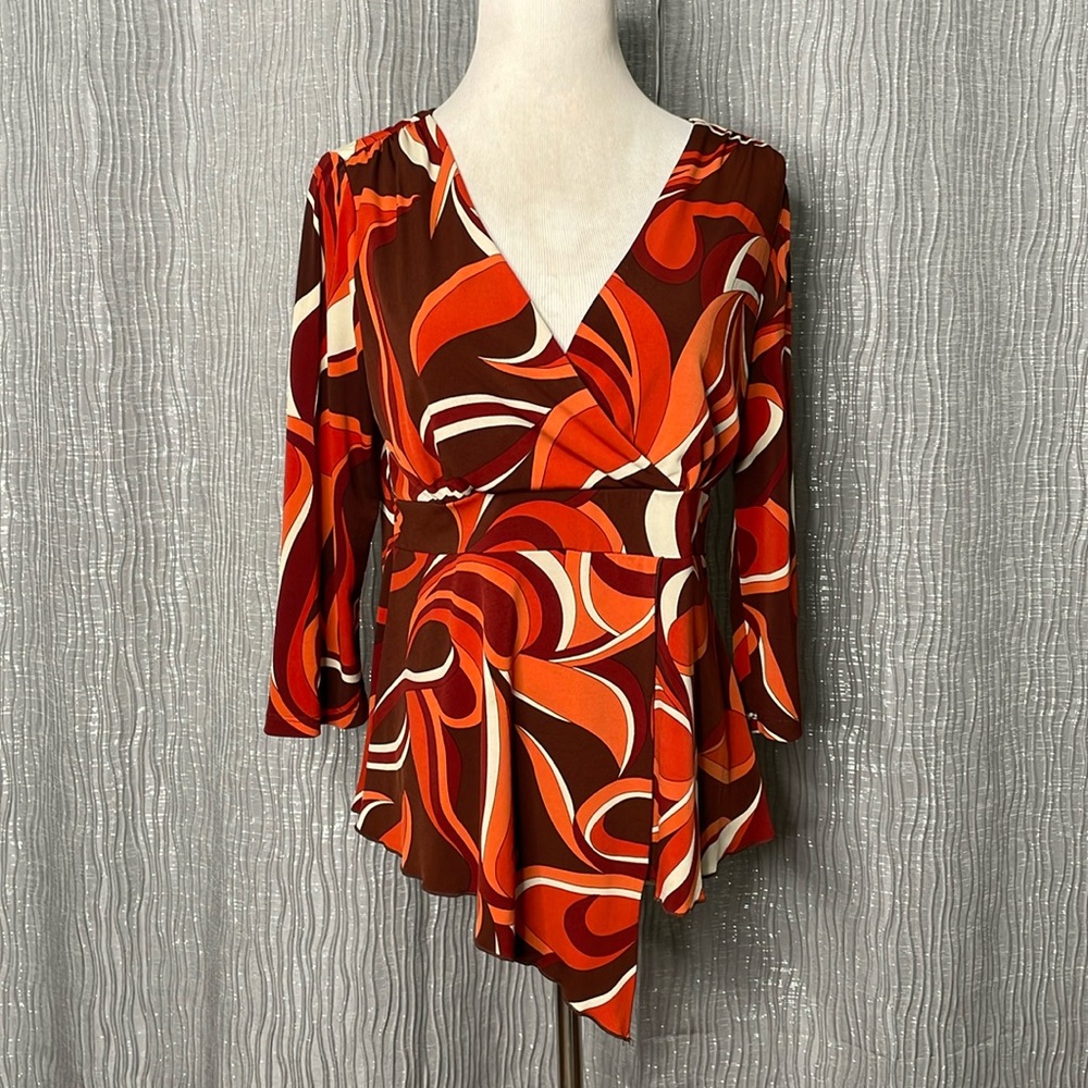 j.t.b vintage asymmetric hem top